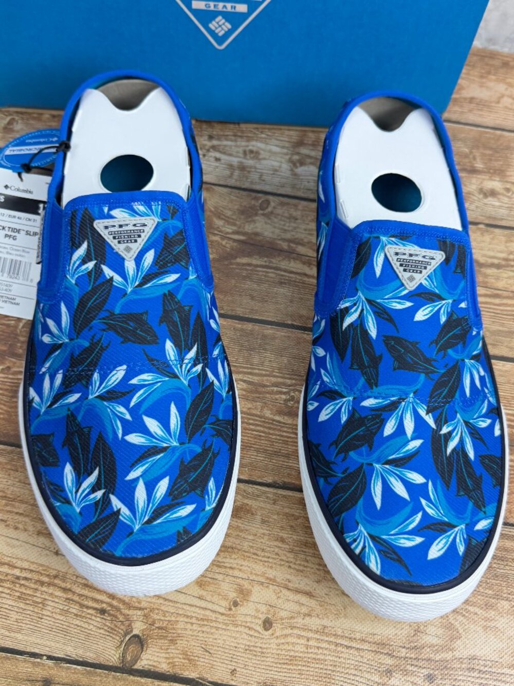 Columbia PFG Men's 13 Blue Floral Slacktide Slip-On Shoes NWT Fishing Casual
